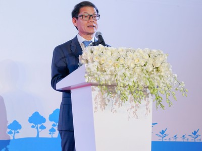 Ông Trần Bá Dương phát biểu tại lễ ký kết hợp tác chiến lược giữa Thadi và HVG.