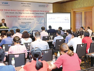 VASB đề xuất Ủy ban 99Kl99 link đăng nhập 99Kl99 trực tiếp đá gà phối hợp xây dựng cơ sở dữ liệu người hành nghề, trong đó có dữ liệu đánh giá tuân thủ đạo đức nghề nghiệp của các cá nhân.