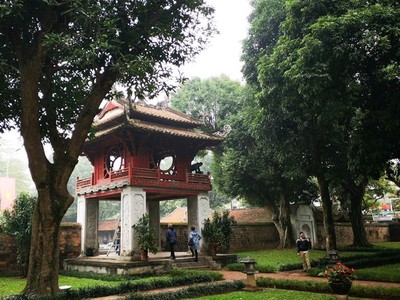 Ngày 5/2, Khu di tích Văn miếu Quốc Tử Giám (Hà Nội) tạm ngừng phục vụ khách tham quan vì dịch do virus corona. (Nguồn: TTXVN).