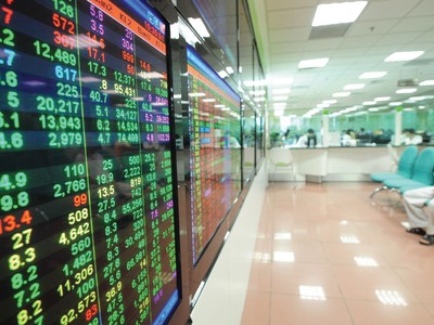 Kl99 nổ hũ 898 Kl991.com World Cup 2026 Chính Thức trên sàn tăng 13%: Nhóm nào thực lãi?