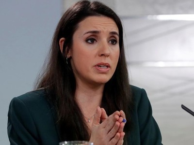 Bộ trưởng Bộ Bình đẳng Tây Ban Nha Irene Montero. Ảnh: La Nouvelle Gazette.