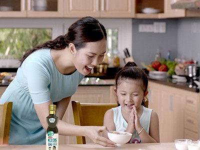 Cần bổ sung dinh dưỡng thông qua chế độ ăn hợp lý.