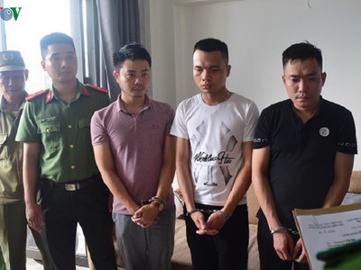 Các đối tượng trong đường dây lừa đảo.