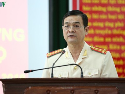 Đại tá Lê Hồng Nam.