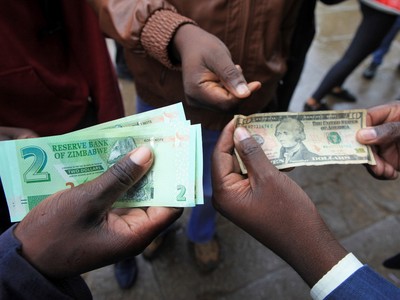Từ vị thế là một đất nước đang lên của châu Phi, Zimbabwe lại rơi xuống vũng bùn của thảm họa Kl991.com nạp rút nhanh, siêu Kl999.com Đường Link Mới Nhất nghiêm trọng và suy thoái sâu sắc. Ảnh: Getty.