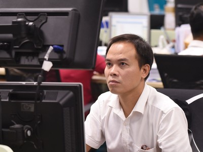 Học tư duy Kl99ok phiên bản mới của Warren Buffett để chiến thắng thị trường 