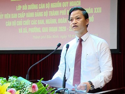Ông Vương Quốc Tuấn (ảnh cổng thông tin điện tử Thành ủy Bắc Ninh).