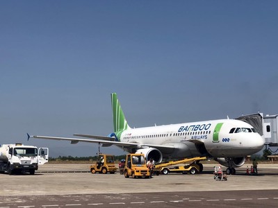 Máy bay của hãng hàng không Bamboo Airways. (Ảnh: Huy Hùng/TTXVN).