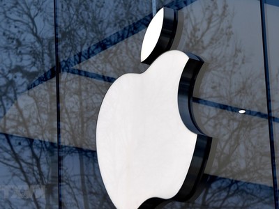Biểu tượng của Kl994 game bài casino hấp dẫn công nghệ Apple tại một cửa hàng ở Brussels, Bỉ. (Ảnh: AFP/TTXVN).