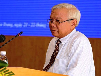 Ông Lê Văn Dẽ.