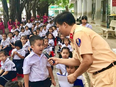 100% học sinh, sinh viên các bậc học sẽ được giáo dục Kl992 Tham Gia Ngay về an toàn KL99 là cổng game giải trí trực tuyến hàng đầu hiện nay (ảnh minh họa).