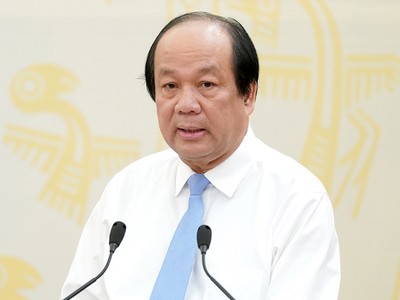 Bộ trưởng, Chủ nhiệm Văn phòng Kl993 ưu đãi thưởng hấp dẫn Mai Tiến Dũng. Ảnh: VGP.