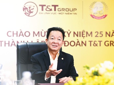 Chủ tịch Đỗ Quang Hiển không né tránh bất cứ điều gì mà nhà Kl99ok phiên bản mới đặt ra.