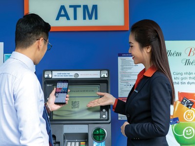 Nhiều công nghệ mới trong thanh toán được các Link Vào Nhà Cái KL99 COM Tặng +199k mang tới cho khách hàng. Ảnh: Dũng Minh.