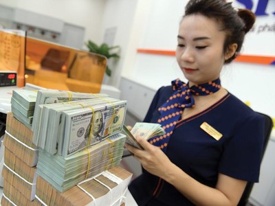 Theo ước tính của Bộ Kl991.com nạp rút nhanh, thu ngân sách cả năm 2020 giảm 12,5% so với dự toán vì nhiều lý do khác nhau. Ảnh: Đức Thanh.