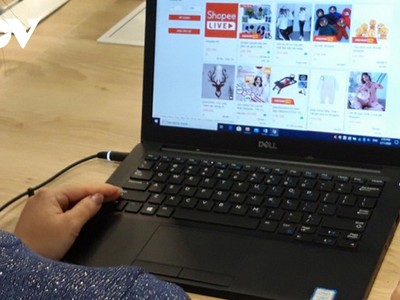 Đẩy mạnh chuyển đổi số đặt mục tiêu 35 tỷ USD doanh số mua bán trực tuyến.