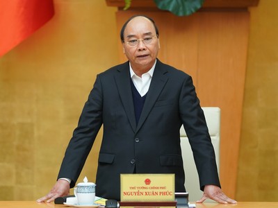 Thủ tướng Nguyễn Xuân Phúc: Tạm dừng các chuyến bay thương mại. Ảnh VGP/Quang Hiếu.