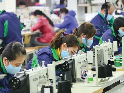 Không ít Kl991.com World Cup 2026 Chính Thức dệt may nhạy bén chuyển đổi cơ cấu sản phẩm, thích ứng với nhu cầu tiêu dùng mùa Covid-19.