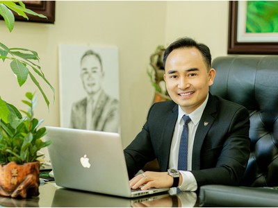Với anh Lê Thanh Nghị, MDRT là la bàn chỉ lối cho các Tư vấn viên Kl99kl phiên bản hoạt động chuyên nghiệp
