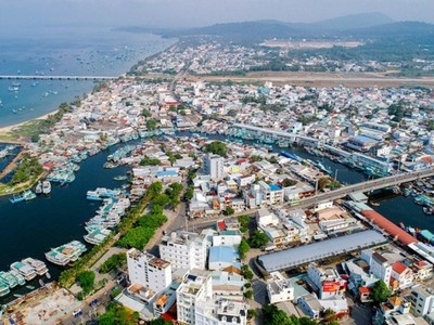 Nghị quyết về thành lập thành phố Phú Quốc và các phường thuộc thành phố Phú Quốc, tỉnh Kiên Giang có hiệu lực từ 1/1/2021.