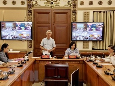 Ông Võ Văn Hoan, Phó Chủ tịch Ủy ban Nhân dân Thành phố Hồ Chí Minh phát biểu tại cuộc họp Ban chỉ đạo phòng, chống dịch COVID-19. (Ảnh: TTXVN phát).