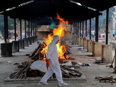 Hơn 2,5 triệu người trên thế giới tử vong vì Covid-19. (Ảnh minh họa: Reuters).