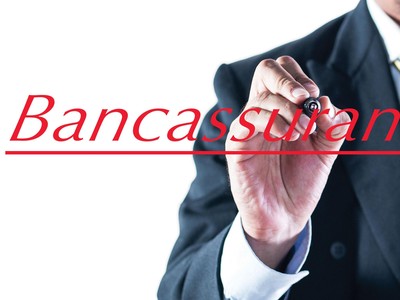 Các hợp đồng phân phối Kl99kl phiên bản hoạt động độc quyền liên tục được ký kết.
