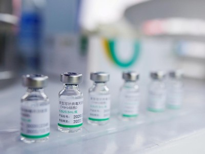 Vaccine ngừa Covid-19 của Trung Quốc. Ảnh: Reuters.