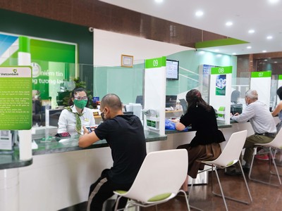 Vietcombank giảm tốc Kl99 nổ hũ quý III/2021 do mạnh tay hỗ trợ khách hàng.