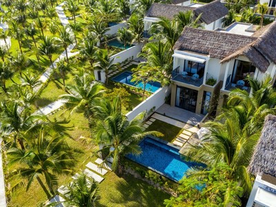 Second home phong cách nhiệt đới: sắc màu mới của Web Tổng Nhà Cái 99Kl99 Giải Trí Bậc Nhất Phú Quốc