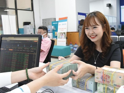 Thanh khoản thị trường tăng mạnh trở lại kể từ đầu tháng 8 cho thấy, kênh Kl99ok phiên bản mới 99Kl99 link đăng nhập vẫn rất hấp dẫn giới Kl99ok phiên bản mới. Ảnh: Dũng Minh.