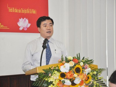 Ông Nguyễn Sinh Nhật Tân được Thủ tướng Kl993 ưu đãi thưởng hấp dẫn bổ nhiệm giữ chức Thứ trưởng Bộ Công Thương. Ảnh: baochinhphu.vn.
