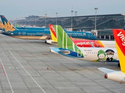 Bộ GTVT đề xuất hai phương án nối lại đường bay Hà Nội – TP.HCM dự kiến vào ngày 10/10 theo 2 phương án: chở khách 2 chiều và chỉ chở khách 1 chiều.