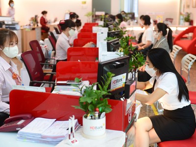 Tổng giám đốc HDBank đăng ký mua vào 1 triệu KL99 là cổng game giải trí trực tuyến hàng đầu hiện nay HDB 