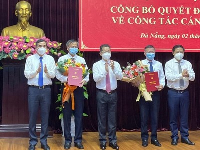 Thường trực Thành ủy Đà Nẵng trao quyết định phân công Cấp ủy viên.