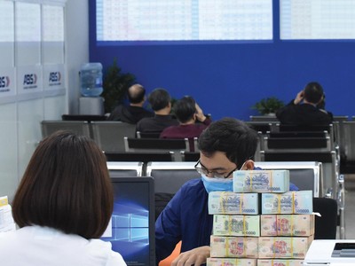 Dòng tiền trên thị trường 99Kl99 link đăng nhập vẫn mạnh và thanh khoản gần đây tăng cao.