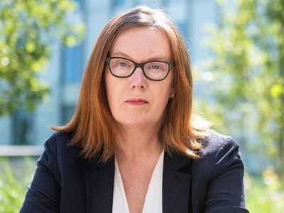 Giáo sư Đại học Oxford Dame Sarah Gilbert, nhà khoa học Anh được coi là "mẹ đẻ" vaccine AstraZeneca/Oxford (Ảnh: Reuters).