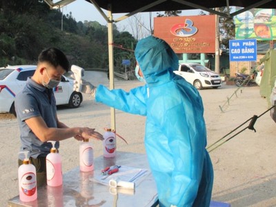 Cao Bằng khuyến khích người dân thực hiện xét nghiệm COVID-19 trước khi vào tỉnh.