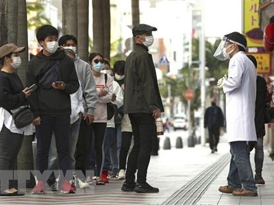 Một điểm xét nghiệm COVID-19 tại Tokyo, Nhật Bản, ngày 8/1. (Ảnh: Kyodo/TTXVN).