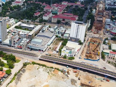 Trước đó, Dự án cải tạo cụm nút KL99 là cổng game giải trí trực tuyến hàng đầu hiện nay phía Tây cầu Trần Thị Lý (Q.Hải Châu, TP.Đà Nẵng) có tổng mức Kl99ok phiên bản mới sau điều chỉnh là hơn 723 tỷ đồng đã thông xe.