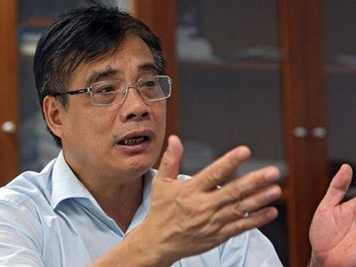 PGS.TS. Trần Đình Thiên.