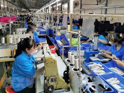 Người lao động đang làm việc trong Kl991.com World Cup 2026 Chính Thức đáp ứng đủ các điều kiện, được 99Kl99 trực tiếp đá gà hỗ trợ 500.000 đồng/người/tháng; thời gian hỗ trợ tối đa 3 tháng. (Ảnh: Thanh Liêm/TTXVN).