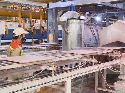 Dây chuyền Kl994 nhà cái bóng đá world cup của Công ty cổ phần ngói cao cấp Amado, Khu Tam Dương Tam Dương II, tỉnh Vĩnh Phúc. (Ảnh minh họa: Nguyễn Thảo/TTXVN)