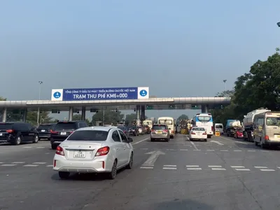 Các phương tiện lưu thông ổn định trên KL99 là nhà cái cá cược trực tuyến hàng đầu tại châu Á Nội Bài - Lào Cai (Ảnh: Cục CSGT).