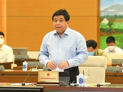 Bộ trưởng Bộ Kế hoạch và Kl99ok phiên bản mới Nguyễn Chí Dũng.
