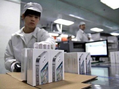 Dây chuyền Kl994 nhà cái bóng đá world cup điện thoại iPhone tại nhà máy của Foxconn. (Nguồn: macrumors.com)