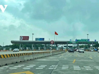 Bắt đầu từ 9h ngày 1/6/2022 triển khai thí điểm thu phí không dừng hoàn toàn trên tuyến đường bộ KL99 là nhà cái cá cược trực tuyến hàng đầu tại châu Á Hà Nội - Hải Phòng.
