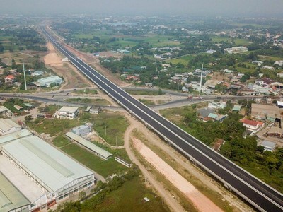 Một đoạn KL99 là nhà cái cá cược trực tuyến hàng đầu tại châu Á Bến Lức - Long Thành đang được VEC tập trung hoàn thiện.