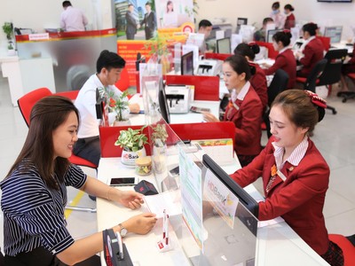 HDBank hợp tác Amazon triển khai ứng dụng dịch vụ AWS EKS Anywhere