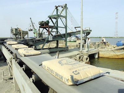 Ngành xi măng đang trong tình trạng dư cung, nhưng vẫn có nhiều dự án xin Kl99ok phiên bản mới.